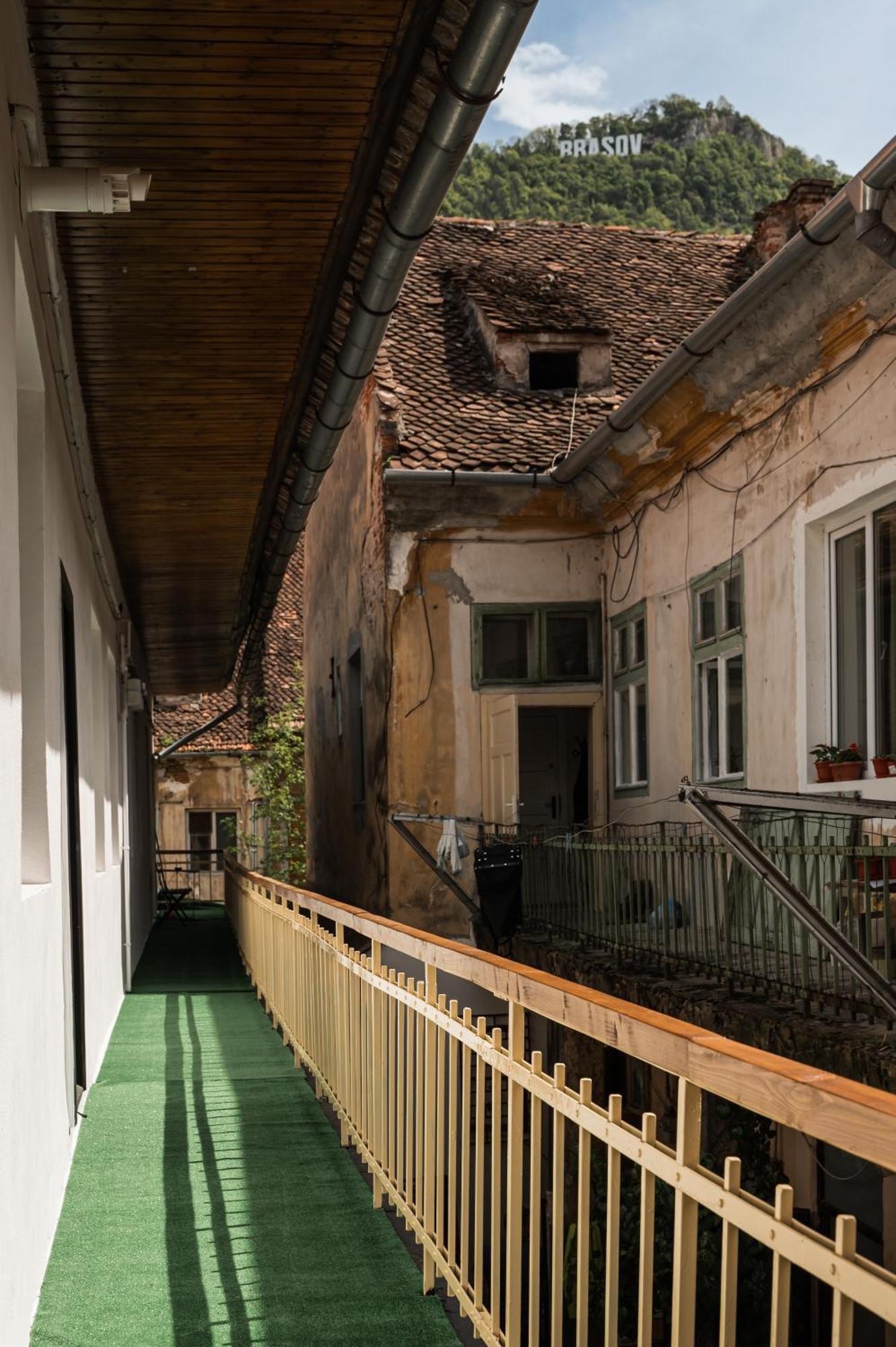 Apartment Moodee - Piata Sfatului