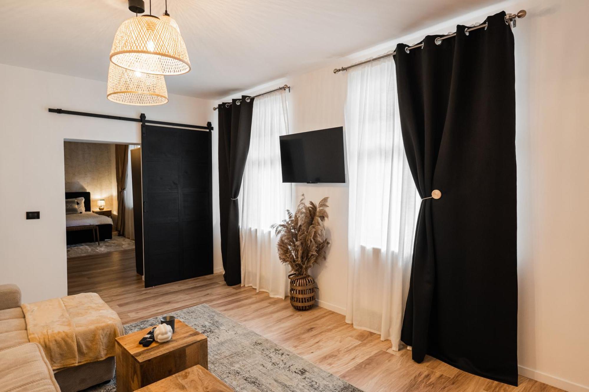Moodee - Piata Sfatului Apartment