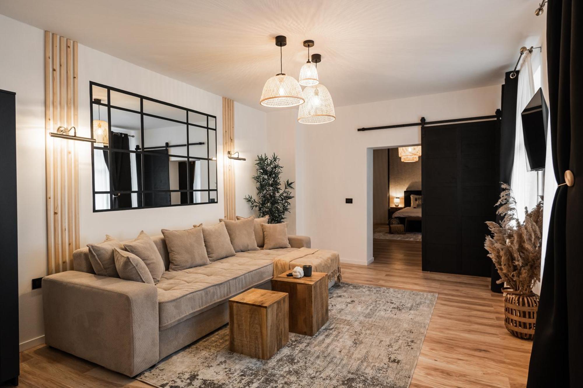 Moodee - Piata Sfatului Apartment